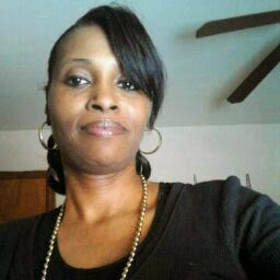 Sandra Watts Photo 41