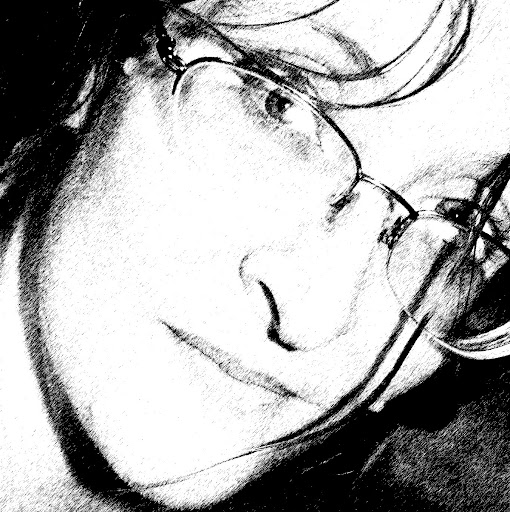 Sara Hudson Photo 15