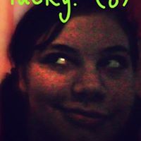 Ana Gross Photo 15