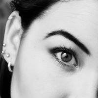 Danielle Burrows Photo 15