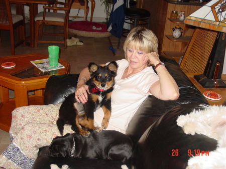 Linda Thomas Photo 27