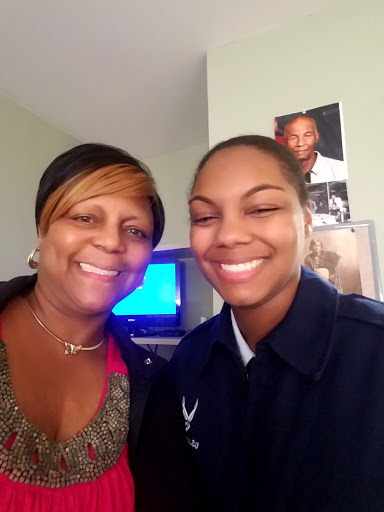 Theresa Malone Photo 32