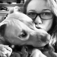 Emily Lesser Photo 15