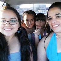 Julia Aguirre Photo 23