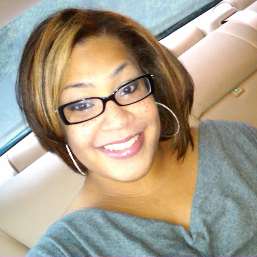 Renee Fowler Photo 19