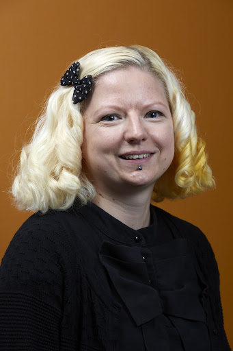 Angela Wood Photo 12