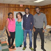 Leah Gregory Photo 31