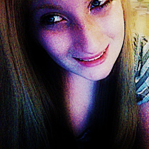 Christina Berger Photo 14