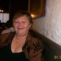 Carolyn Hodge Photo 31