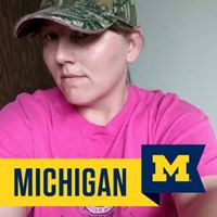Elizabeth Luttrell Photo 14