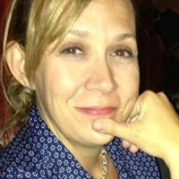 Tara Holland Photo 27