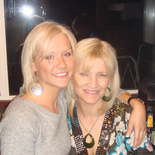 Susan Robb Photo 35