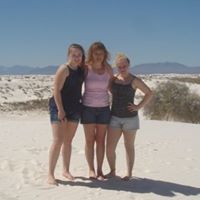 Carrie Kight Photo 6