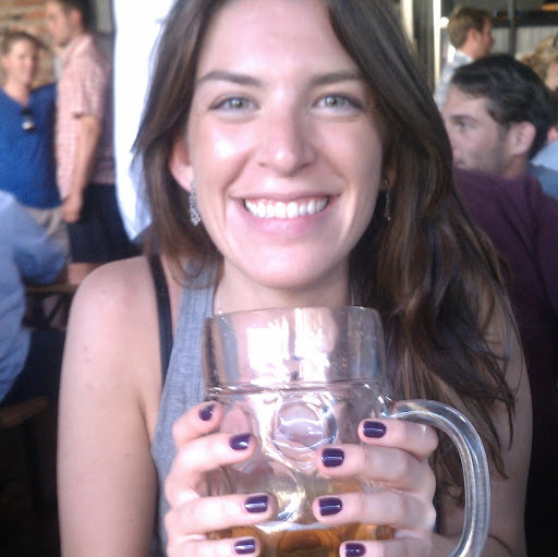 Laura Barker Photo 35