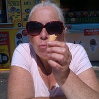 Pauline Howell Photo 12