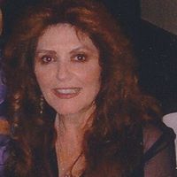 Roberta Lynch Photo 14