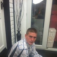 Toby Skinner Photo 7