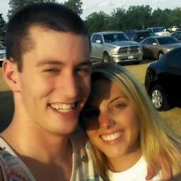 Taylor Vaughan Photo 30