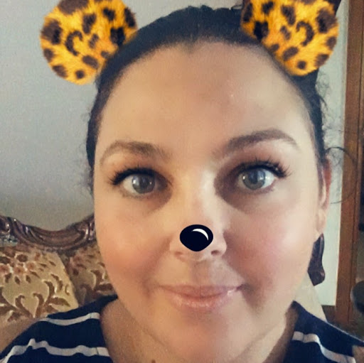 Tracey Lynch Photo 41