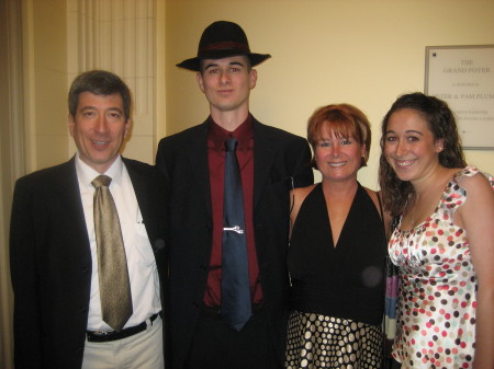 Elizabeth Anderson Photo 24