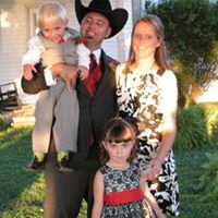 Lisa Chaney Photo 27