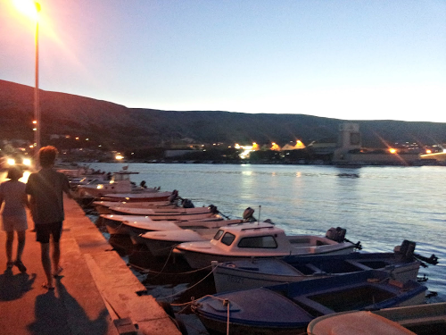 Suzanne Richardson Photo 31