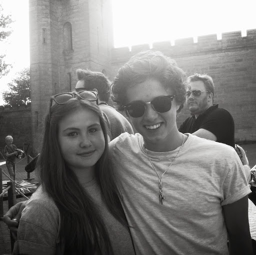 Rosie Robinson Photo 17