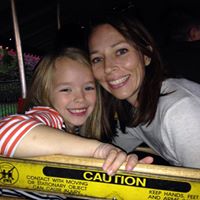 Beth Lynch Photo 19