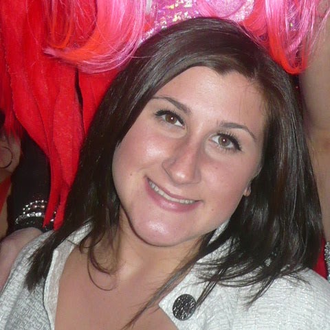 Stephanie Kelly Photo 17