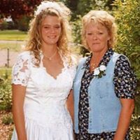 Tonya Erickson Photo 15