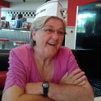 Alice Yates Photo 24