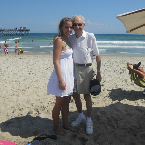 Kristina Howell Photo 14