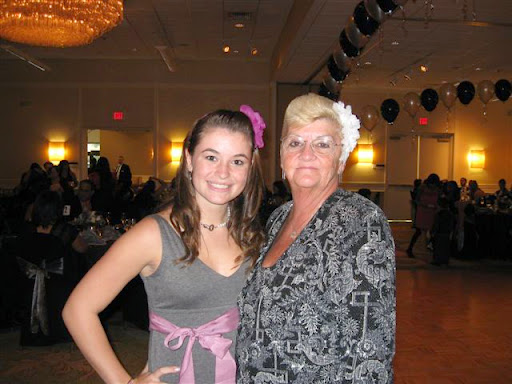Ann Silva Photo 33