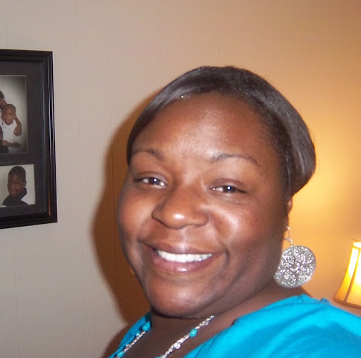 Michele Woods Photo 20