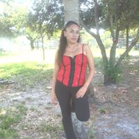 Flor Rocha Photo 6