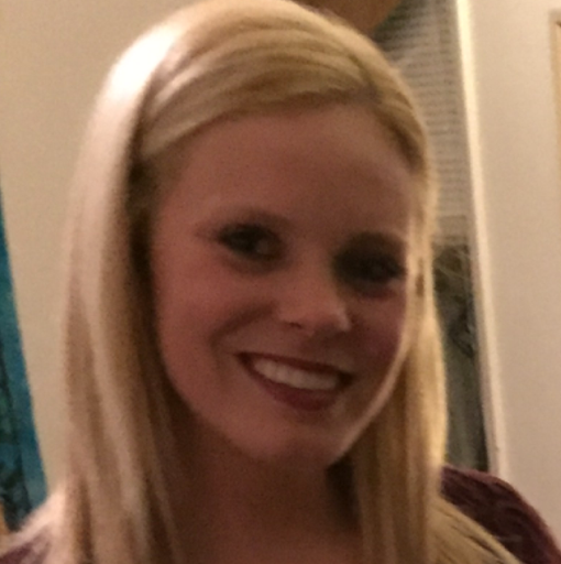 Stephanie Hendricks Photo 29