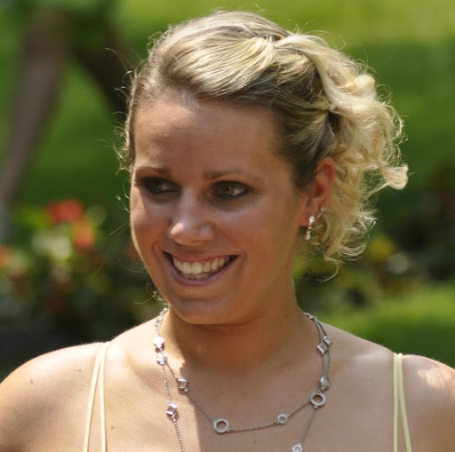 Michelle Pierce Photo 18