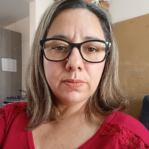 Angela Araujo Photo 10