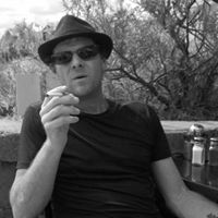 Robert Roe Photo 28