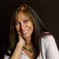 Barbara Simmons Photo 21