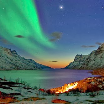 Laura Schultz Photo 28