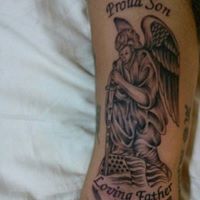 Derrick Sharpe Photo 22