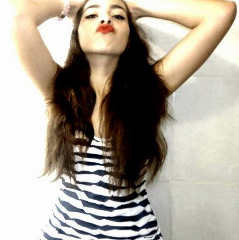 Sarah Guevara Photo 9