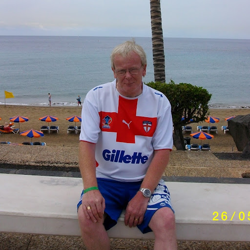 Ian Saville Photo 12