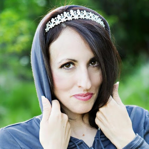 Kristen Rossow Photo 11