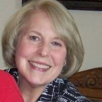 Sally Thompson Photo 17