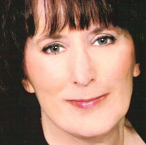 Donna Rowe Photo 5