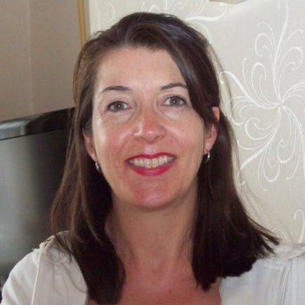 Theresa Lang Photo 17