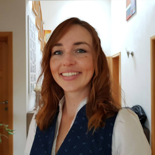 Stephanie Fink Photo 18