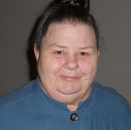 Sharon Holmes Photo 43
